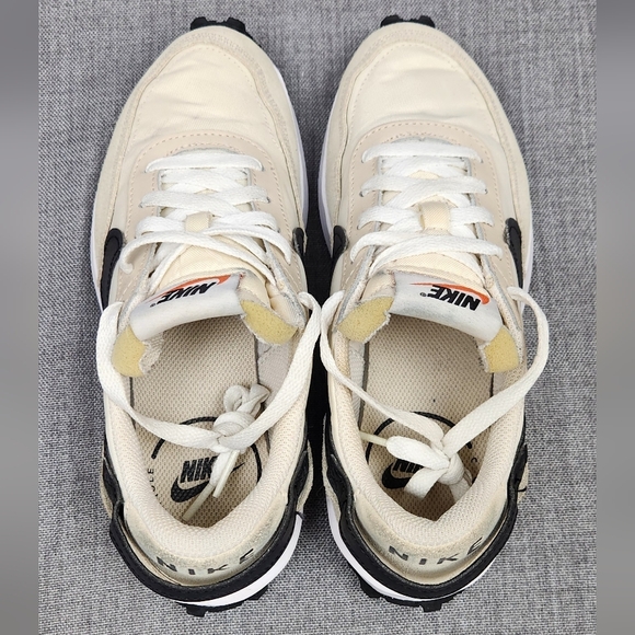 Nike Debut Sanddrift/ Black Waffle Suede Athletic Sneakers.6.5. - Picture 7 of 11